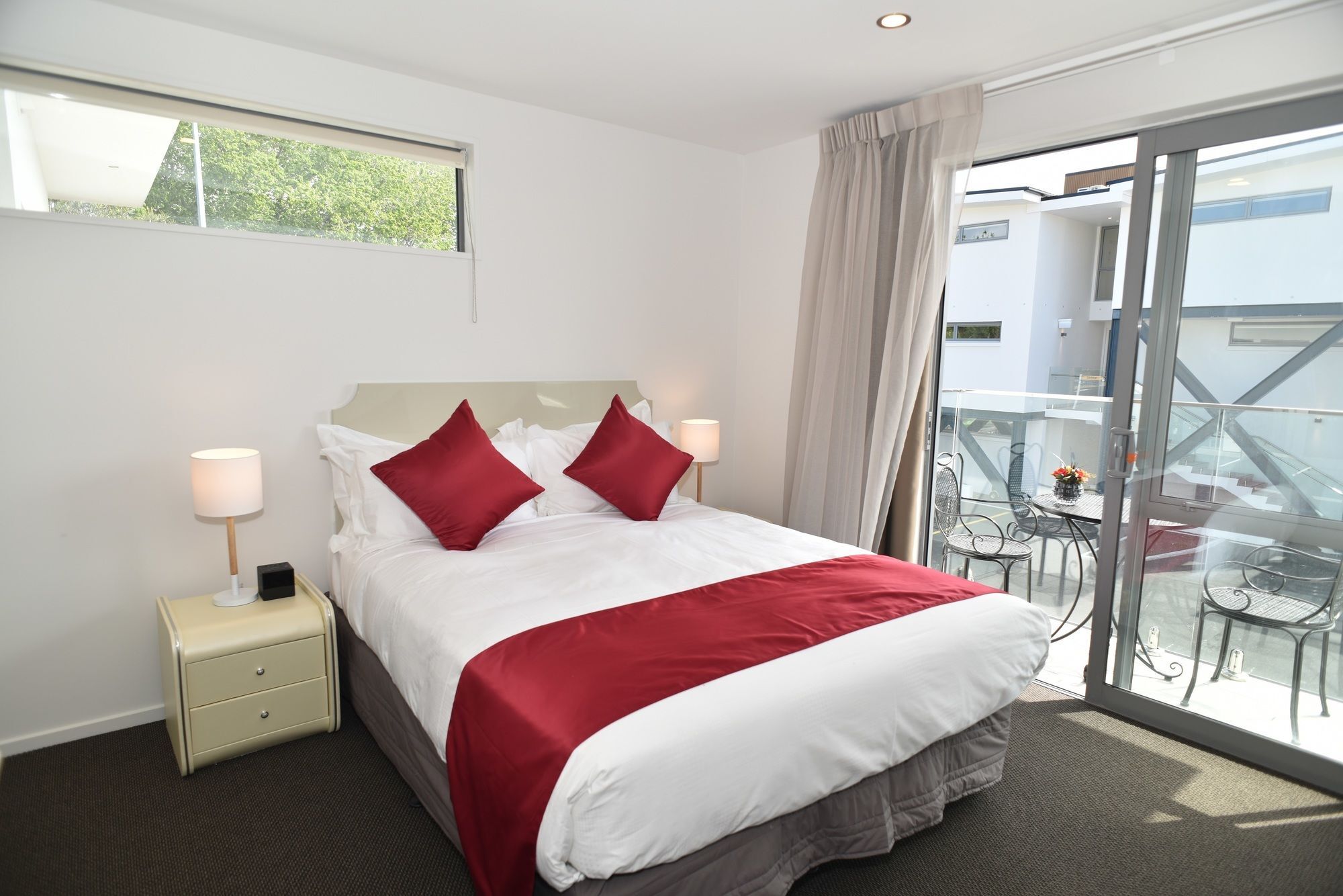Bealey Plaza Motel Christchurch Dış mekan fotoğraf A bedroom at the hotel